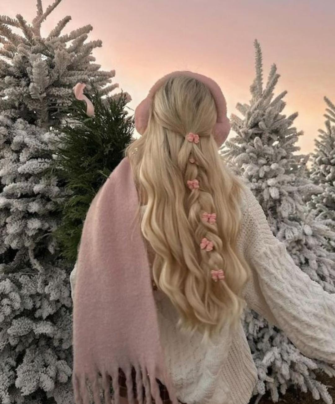 ~L ✨🫶🏼's avatar