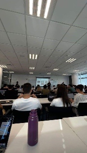 La vie des collégiennes 's avatar