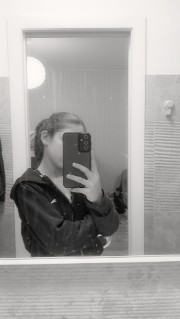 Vittoria.book_'s avatar