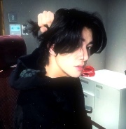 shawty give me whiplash 🔥's avatar