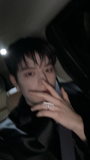 Rora⁷ 😼's avatar