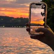 Léane 🌸🎀's avatar