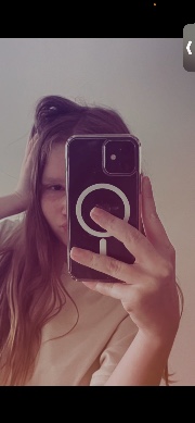 sonia💐💕's avatar