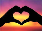 Julia 💋☘️'s avatar