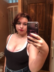 lily🚬🫶🏼's avatar