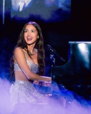 ✰☻︎Love13LivieTsouSabs☻︎✰'s avatar