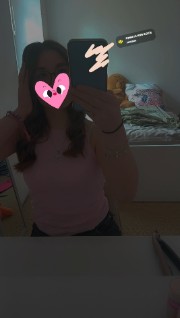 Nora ✝️ 's avatar