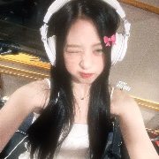 ahyeonnie's avatar