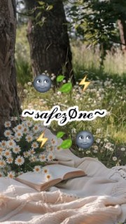 🌚🍃⚡~𝓼𝓪𝓯𝓮𝔃ø𝓷𝓮~⚡🍃🌚's avatar