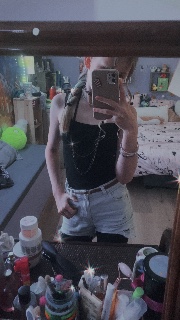 Lalie 🥂🪩🌊's avatar