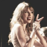 Swiftieheart 💗's avatar