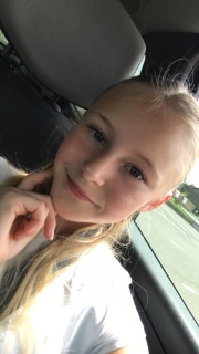 Kloé✨🌼's avatar