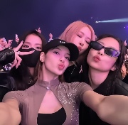 i’m a blink🖤🩷's avatar