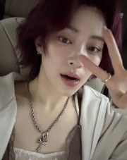 Yujin143ILY🎀✨'s avatar