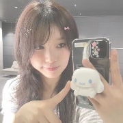 Victoria 🍓💗's avatar