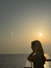 SARA ☀️'s avatar