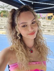 ɑℓıʑ ★'s avatar