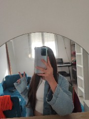 •𝐞𝐥𝐥𝐢𝐞''s avatar