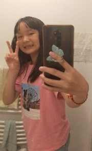 Alice aime Pikachu's avatar