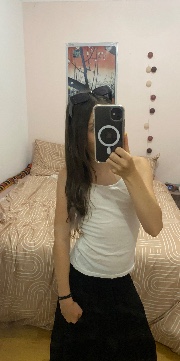 Ines 🫐🥂🎱's avatar