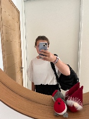 Méline….🌺⛱️🏝️'s avatar