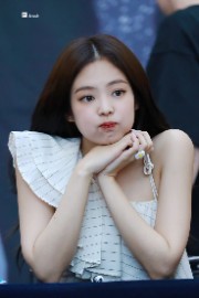 Ali🪐🌕's avatar