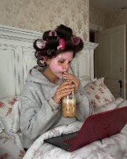 Karol 🎀🌷🍪's avatar