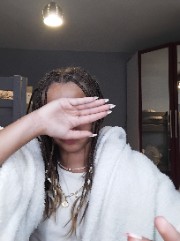 Camille 🥂🐆's avatar