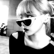 Littlepineaplle🍍's avatar