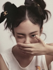 Little jennie🍓🇰🇷's avatar