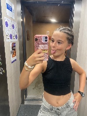 Alice 💕💋's avatar