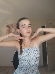 Méline 🧸's avatar