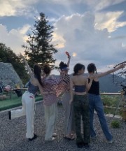 𝓛𝓮𝓼 𝓪𝓶𝓲𝓮 ᶠᵒʳᵉᵛᵉʳ's avatar