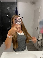 Lily 🧿🪩's avatar