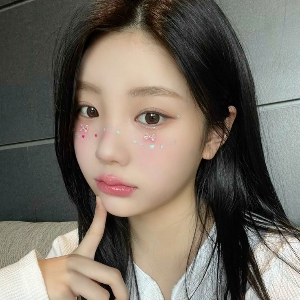 ☁✧⊹ᥣі𝗍𝗍ᥣᥱ_gllit⊹܀✧☁'s avatar