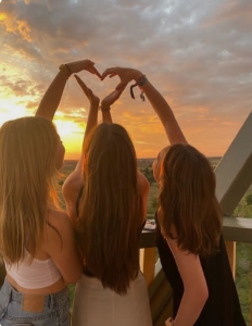 ᯓ★starlettes girls⋆ 𐙚 ̊.'s avatar