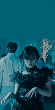 NinaMango🎧😍💜's avatar