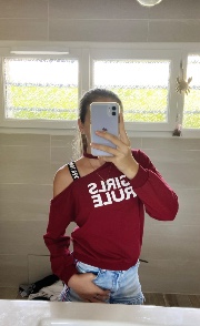 Thalia 🧘‍♀️👑's avatar