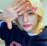 Hyunjin🇵🇹🌟's avatar