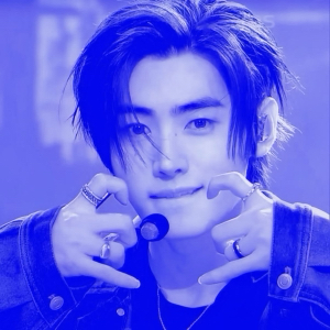 ˙⋆✰ h̳y̳u̳n̳w̳o̳o̳ ✰⋆˙   ˙𐃷˙'s avatar