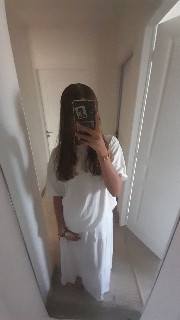 Chloé 🫣's avatar