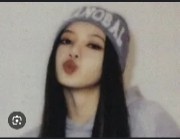 Lisa de black pink 's avatar