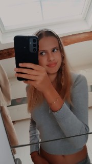 Timéa 🥰😋's avatar