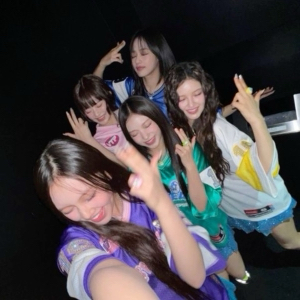 NEW JEANS ME N’ WHO?'s avatar