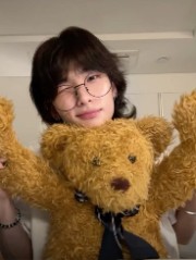 K-pop HEAVEN FANPAGE's avatar