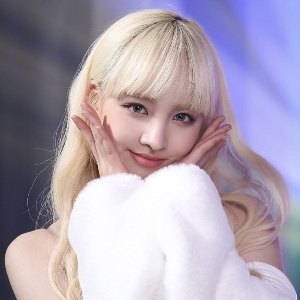 Liz_la_maofan🐼💫🌸's avatar