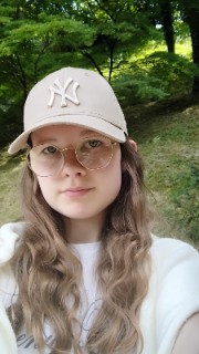 Pauline 🧸's avatar