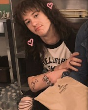 Fan_Stranger.Things 🍓's avatar