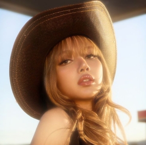 𐔌˖ . ݁ 𝑳𝗂𝗌𝖺˖ . ݁ 𐦯 's avatar