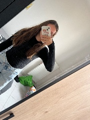 Julia🤸🏽‍♂️'s avatar